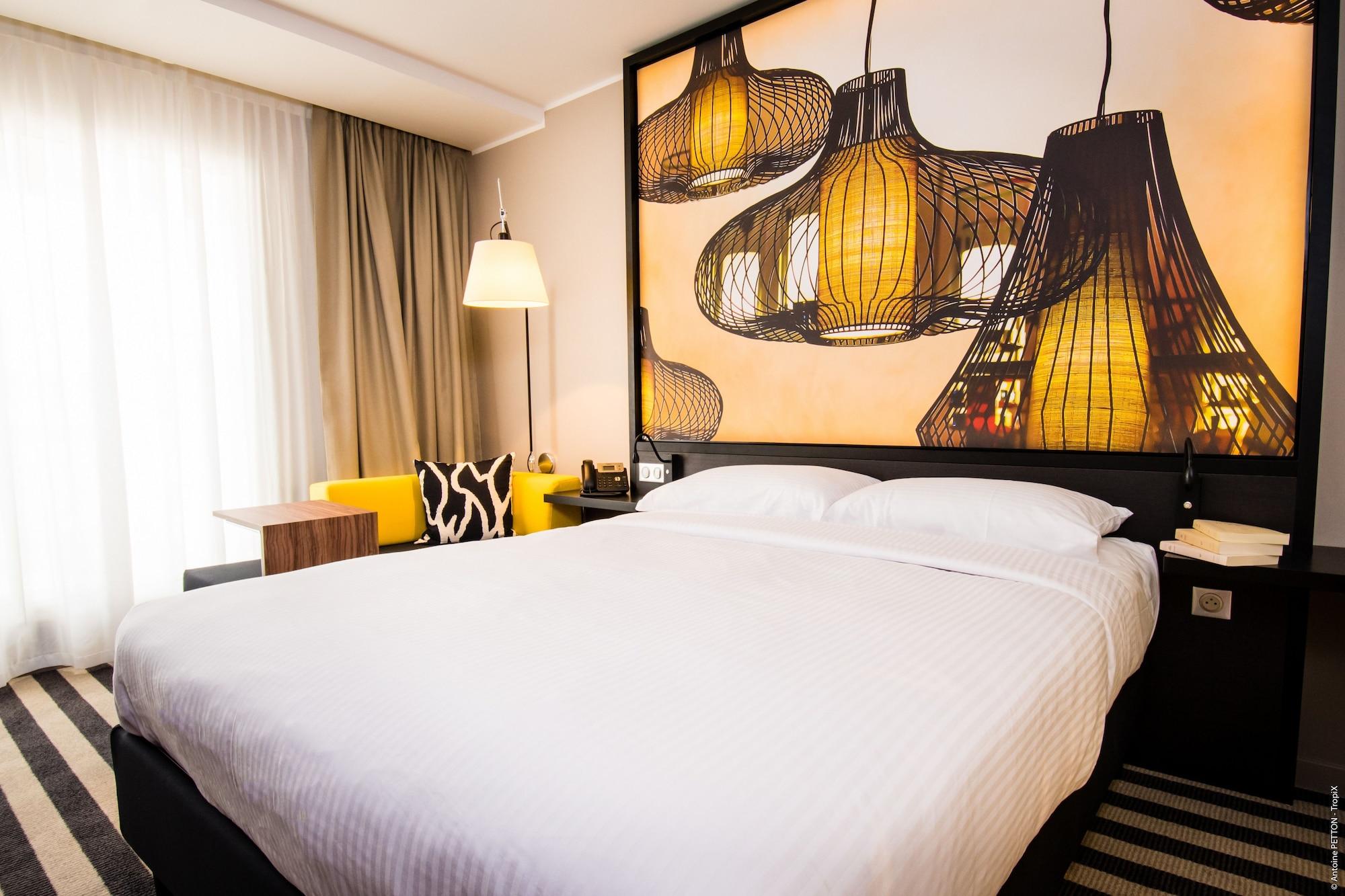 Simon Hotel Фор дьо Франс Екстериор снимка