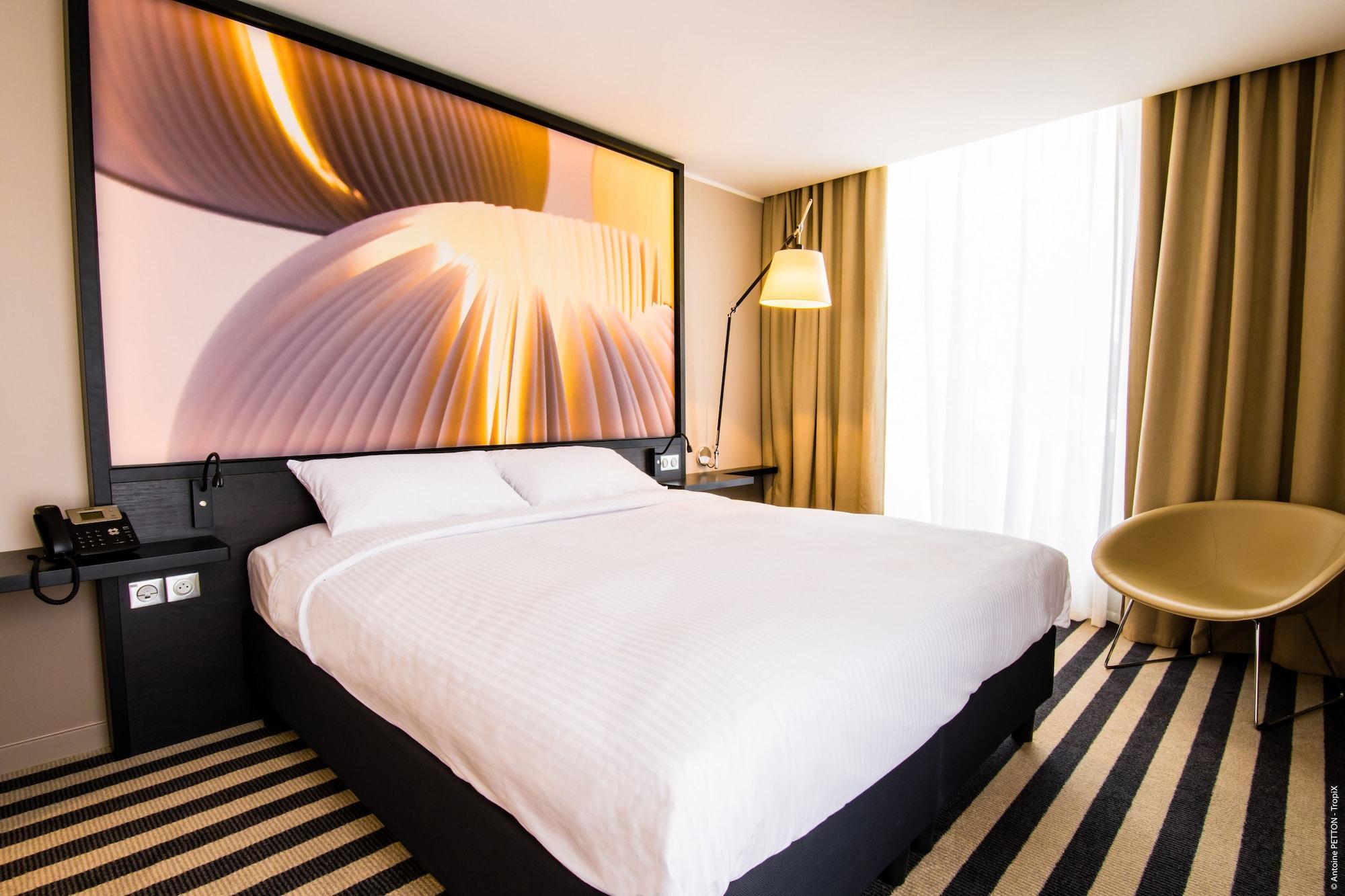 Simon Hotel Фор дьо Франс Екстериор снимка