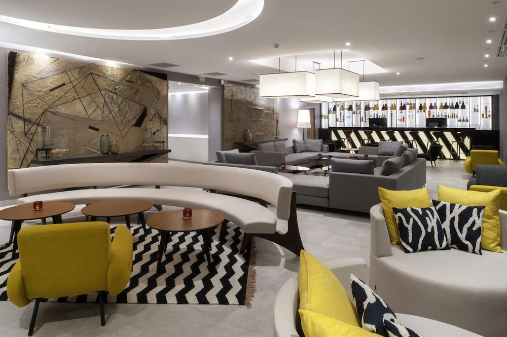 Simon Hotel Фор дьо Франс Екстериор снимка