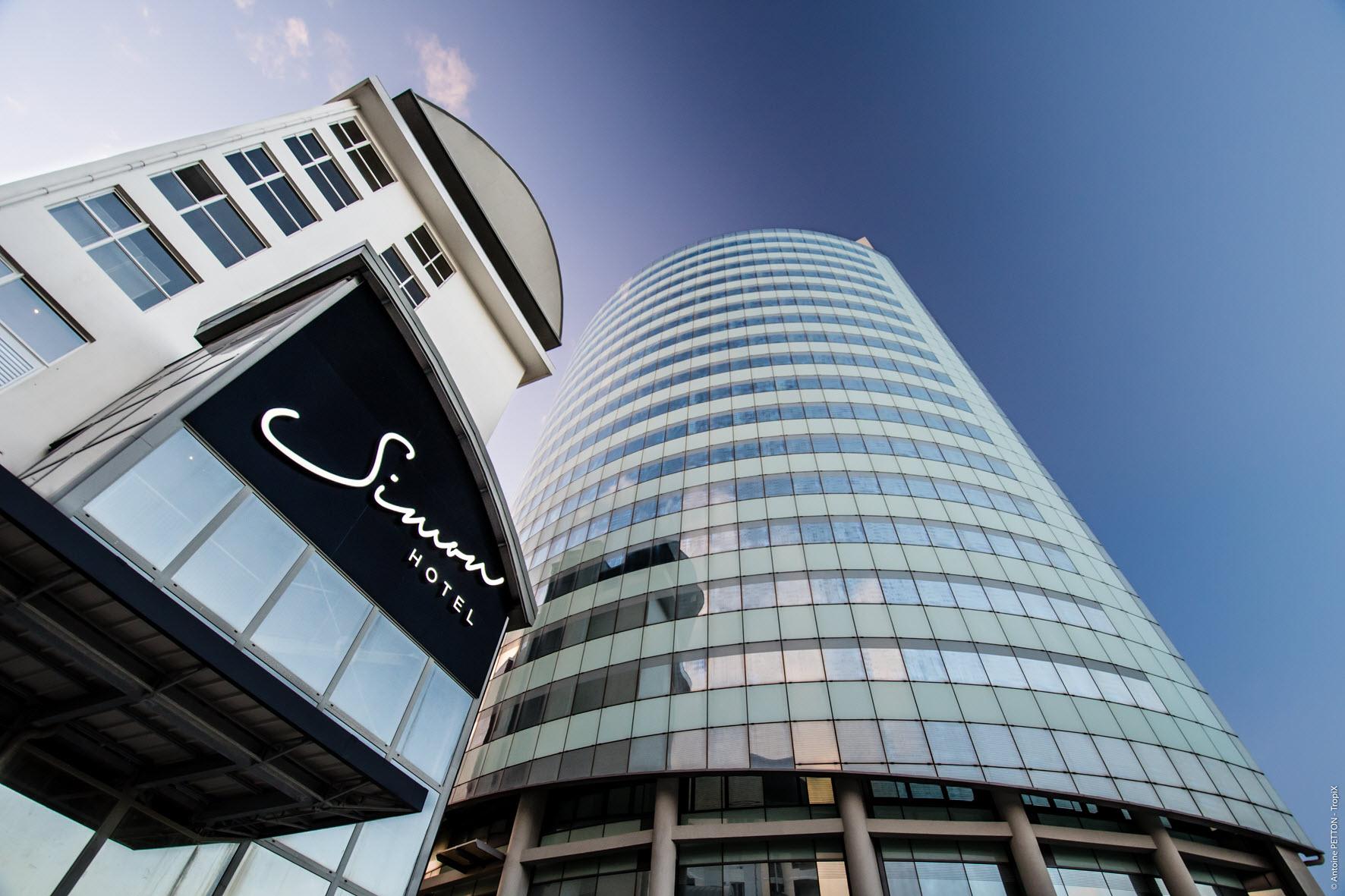 Simon Hotel Фор дьо Франс Екстериор снимка