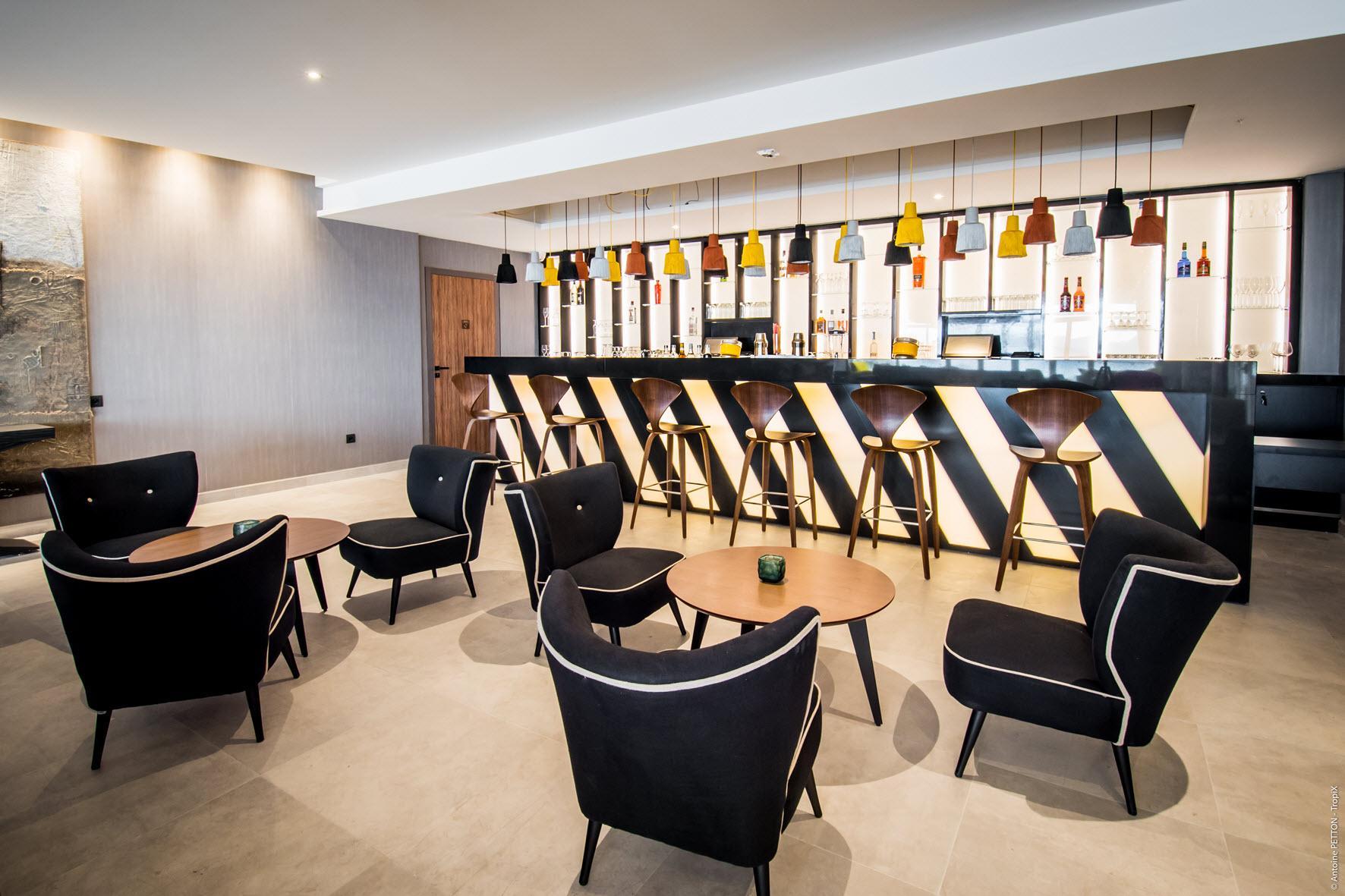 Simon Hotel Фор дьо Франс Екстериор снимка