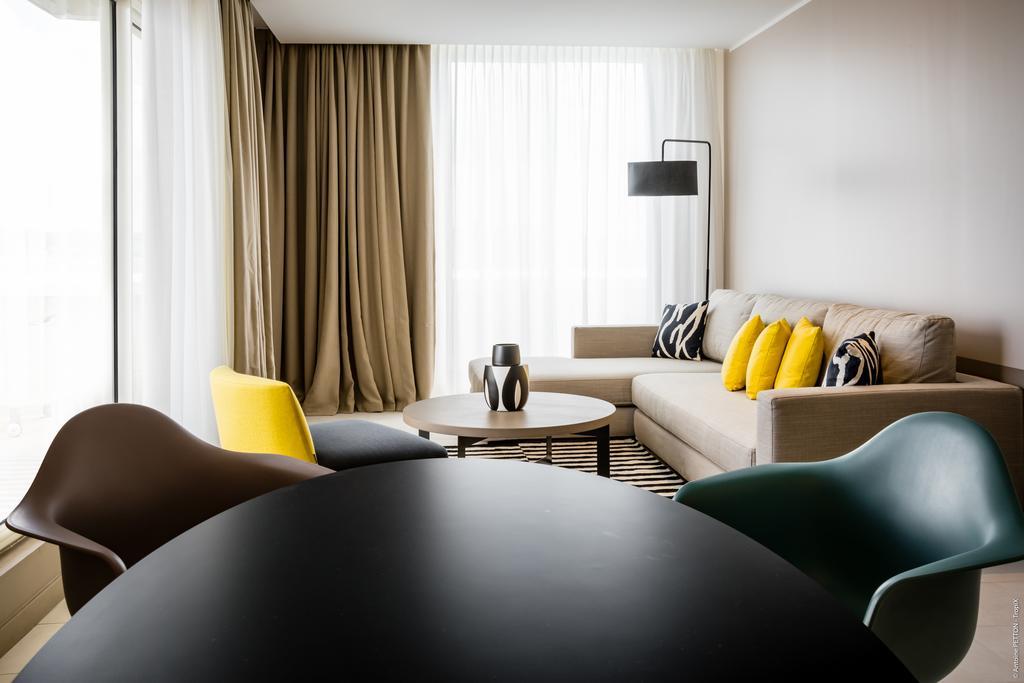 Simon Hotel Фор дьо Франс Екстериор снимка
